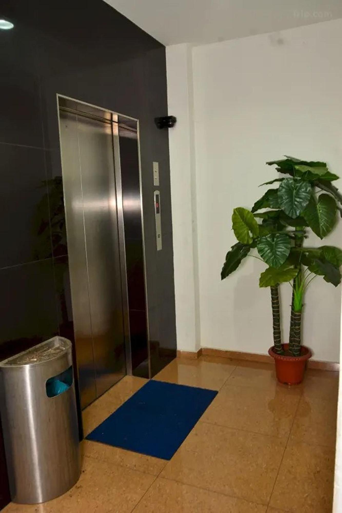 Hotel Alam Indi Johor Bahru Buitenkant foto