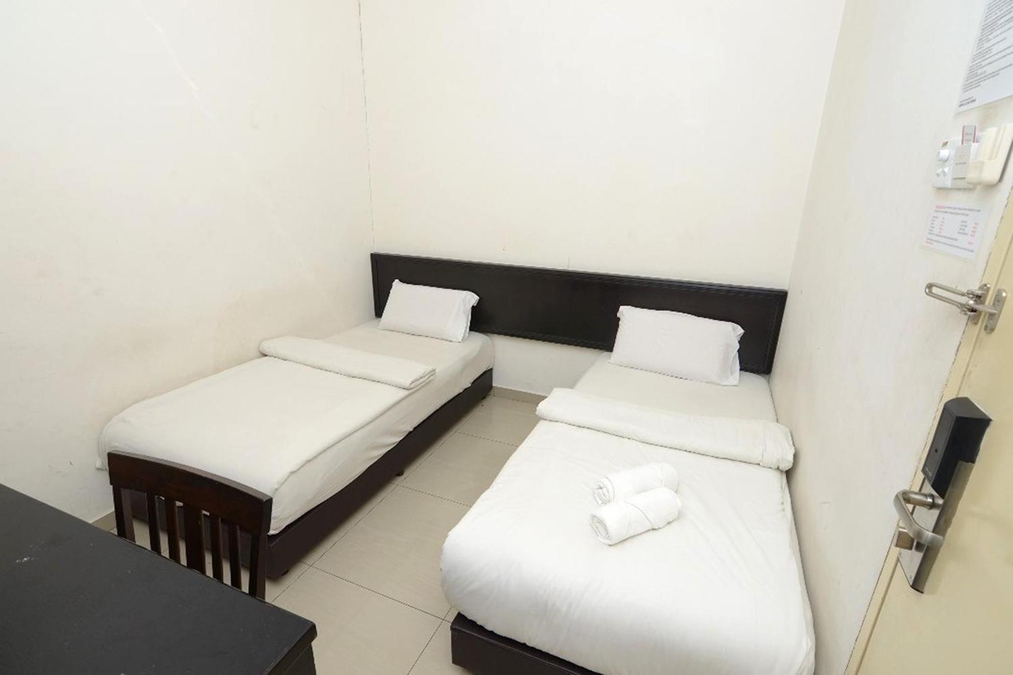 Hotel Alam Indi Johor Bahru Buitenkant foto