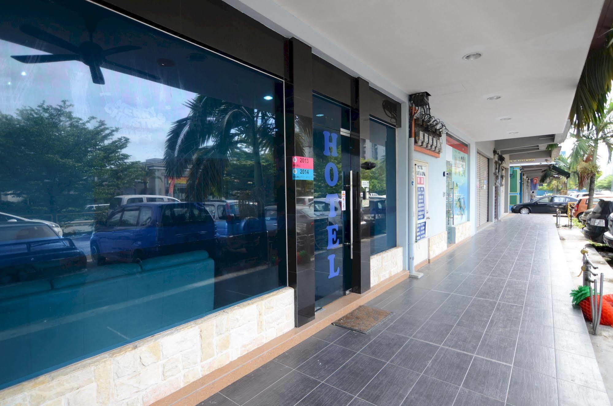 Hotel Alam Indi Johor Bahru Buitenkant foto